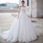 Robe de mariee princesse haut dentelle
